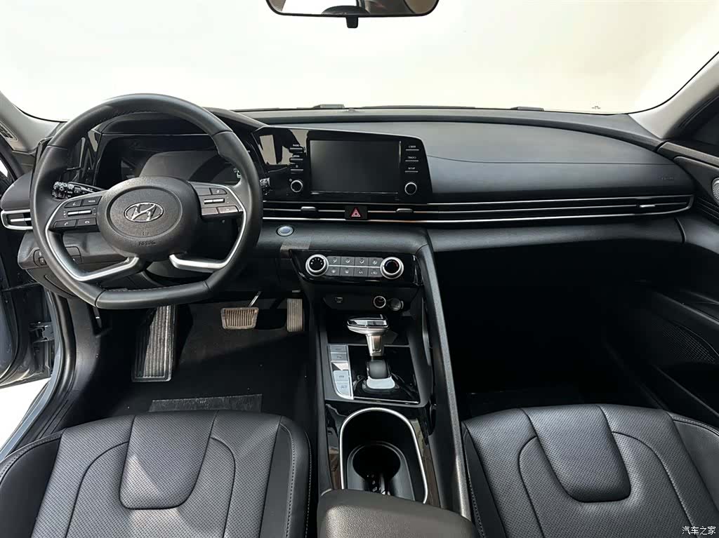 Hyundai Elantra, 2023 9