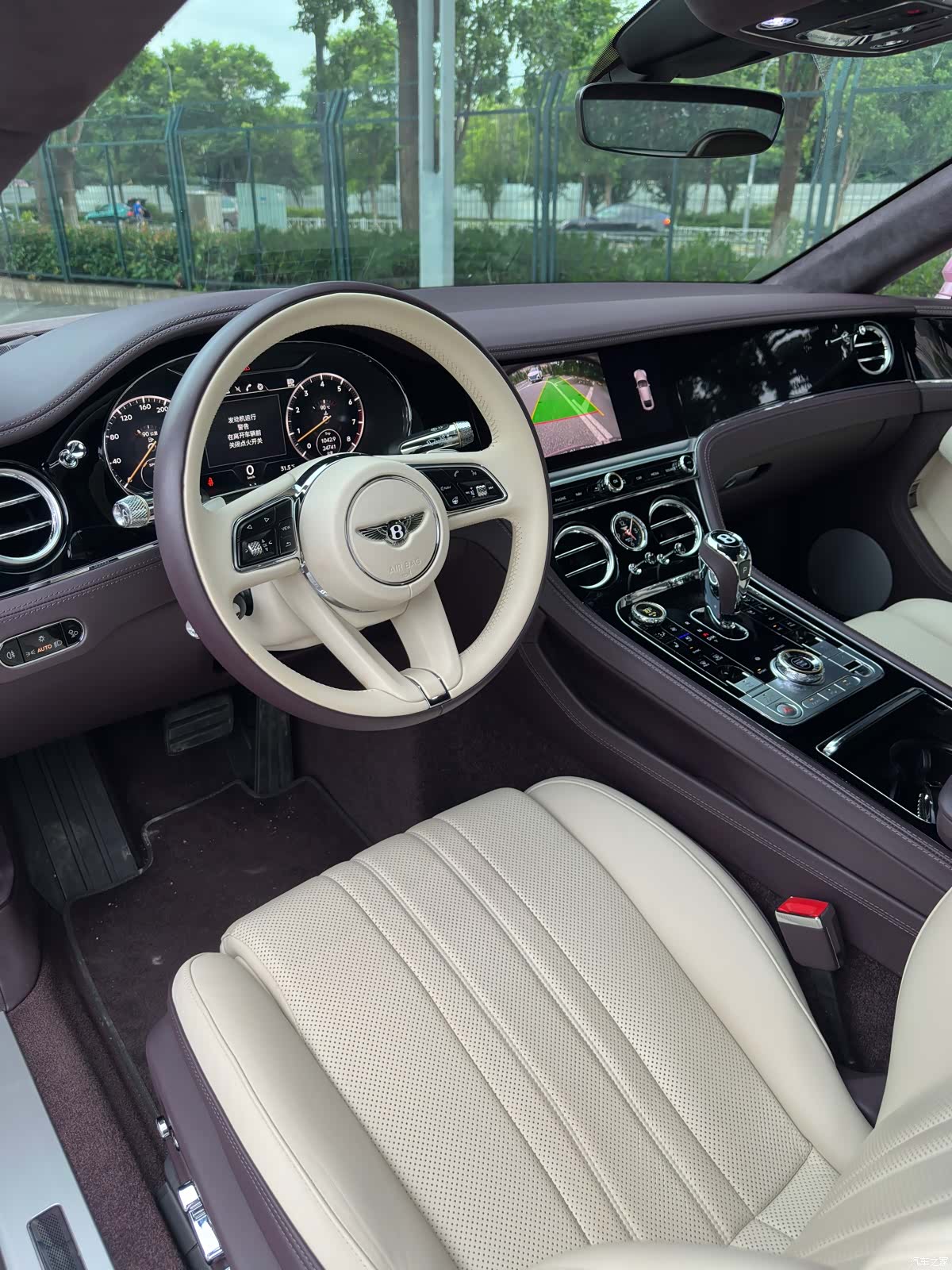 Bentley Continental GT, 2022 9