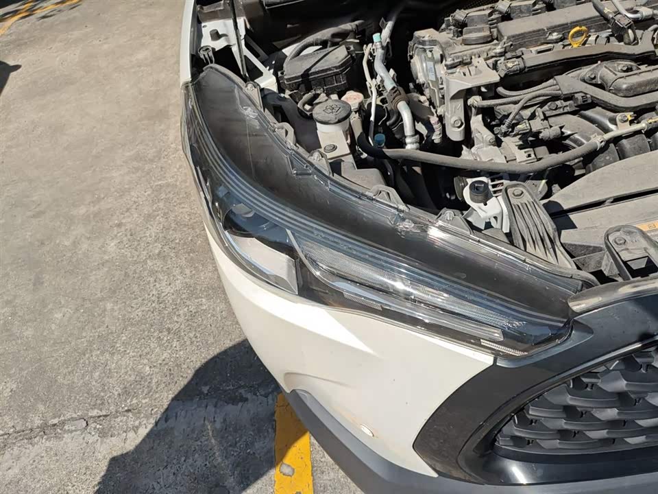 Toyota Corolla Sharp amplifier