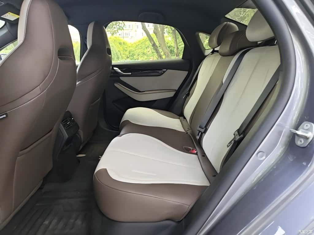 BYD Qin, 2025 17