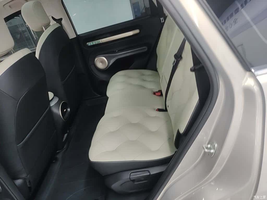 Wuling 460, 2023 17