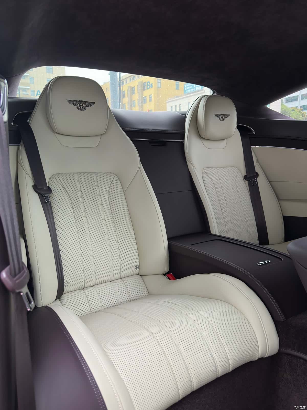 Bentley Continental GT, 2022 15