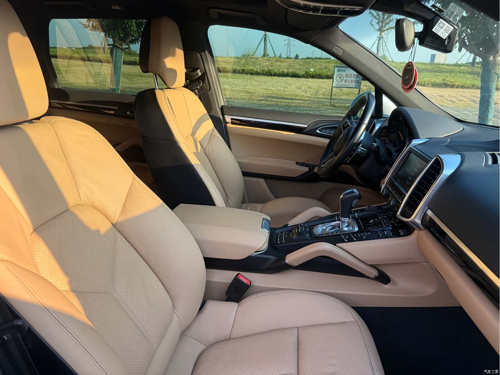 Porsche Cayenne, 2016 11
