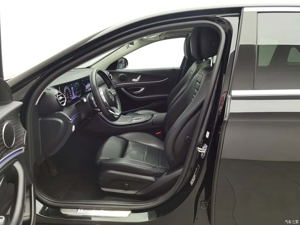 Mercedes-Benz E-Class, 2019 10
