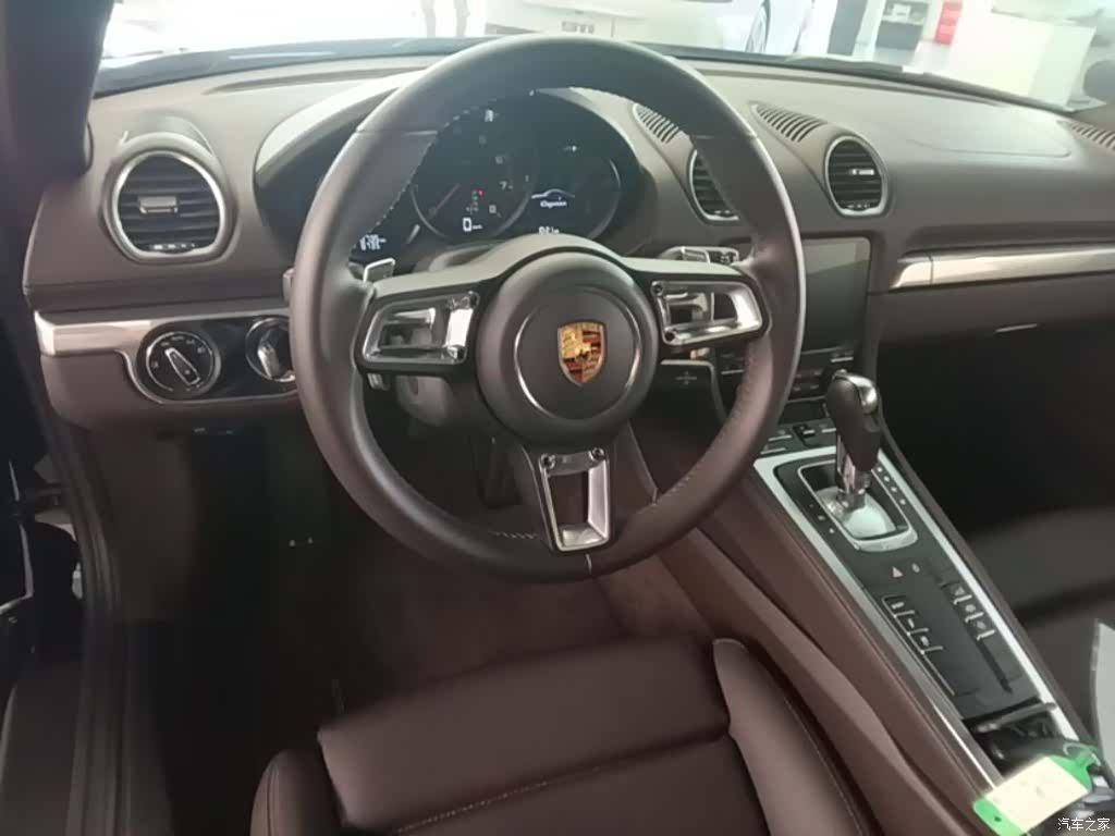 Porsche Cayman, 2025 17