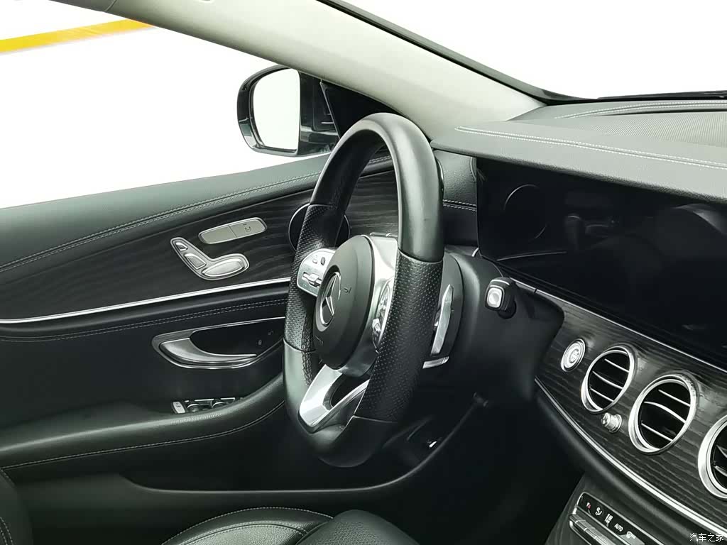 Mercedes-Benz E-Class, 2019 22