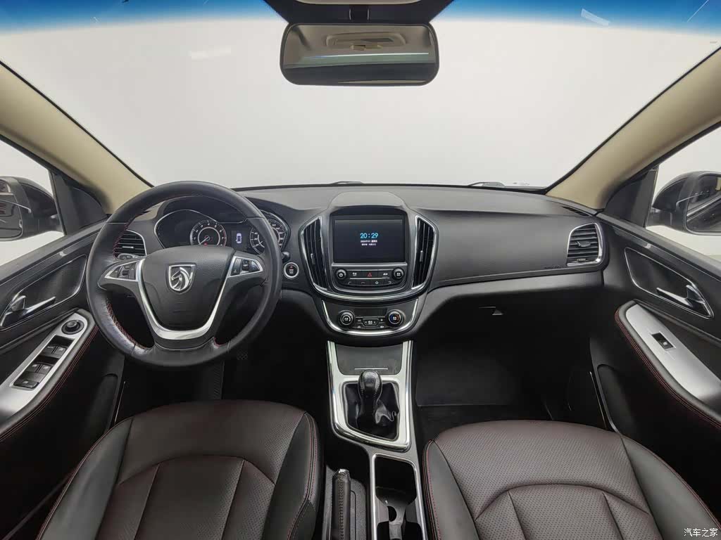 Wuling 560, 2015 все фото