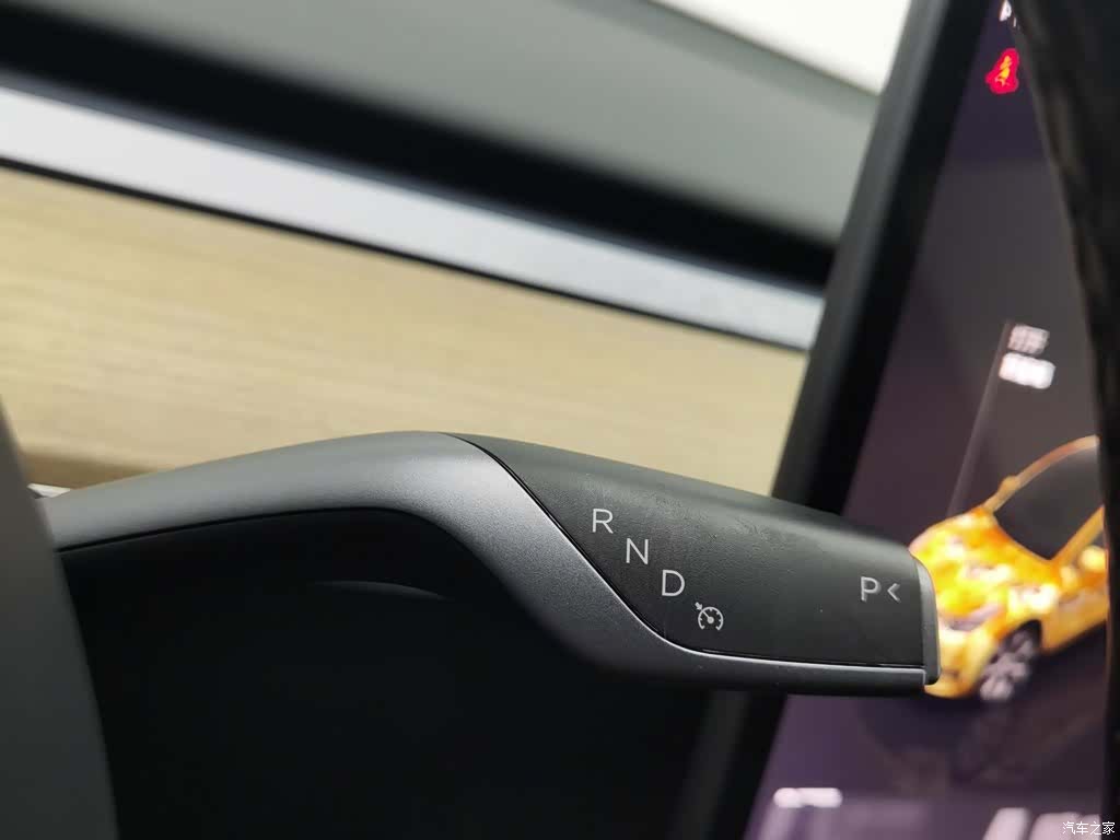 Tesla Model Y, 2022 13
