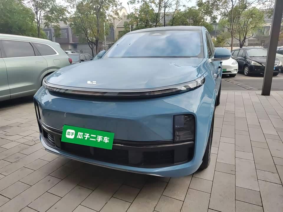 Li Auto Ideal L8