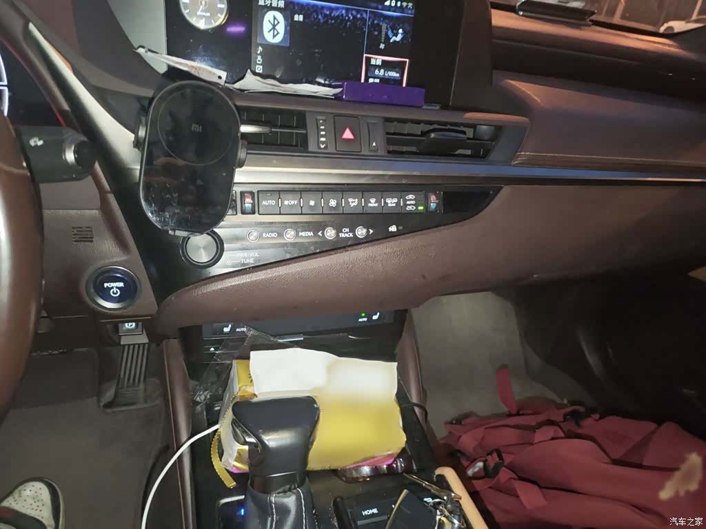 Lexus ES, 2019 6