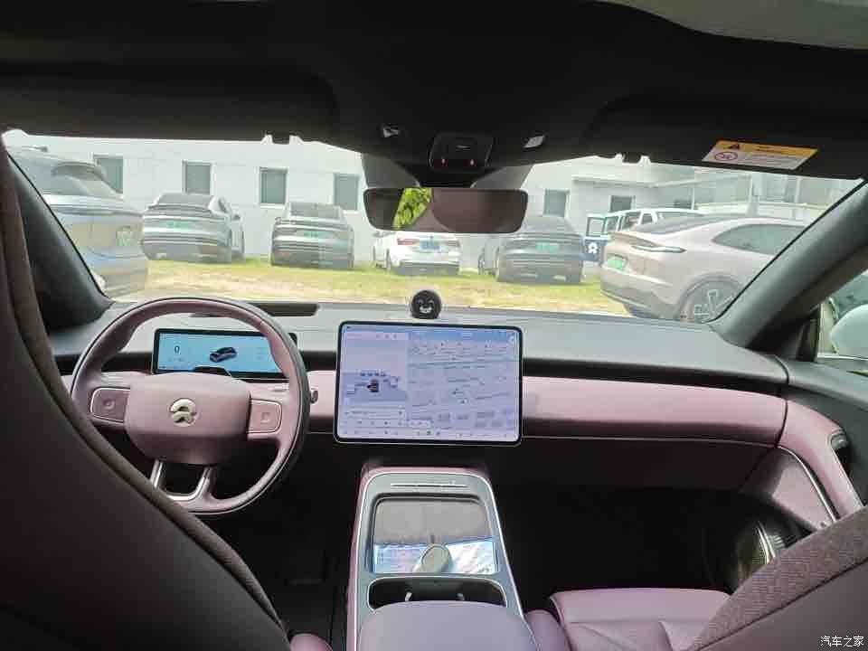 NIO ET5, 2025 4