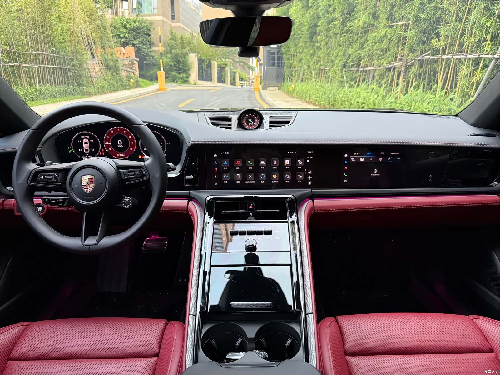 Porsche Panamera, 2024 10