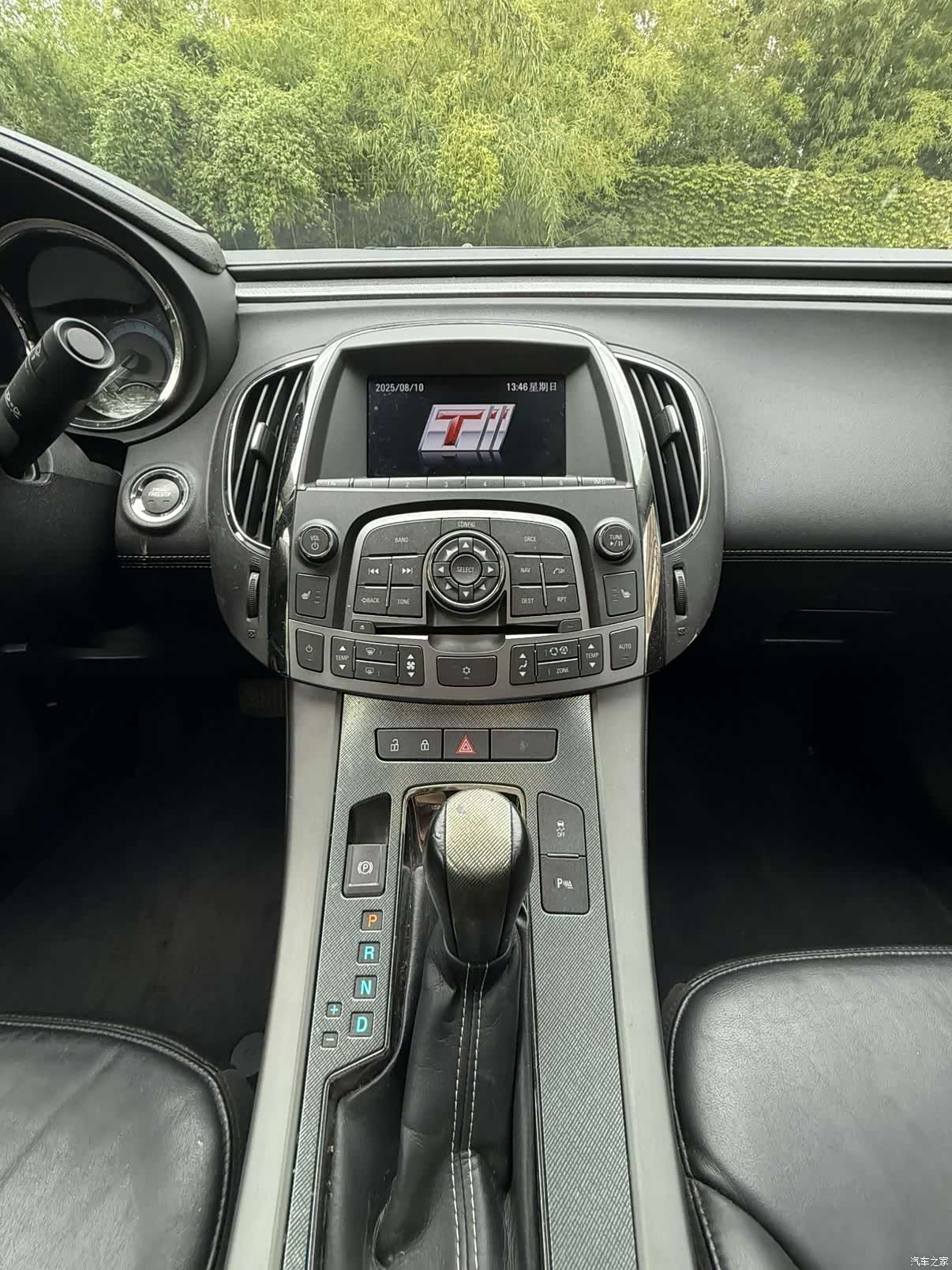 Buick LaCrosse, 2011 12