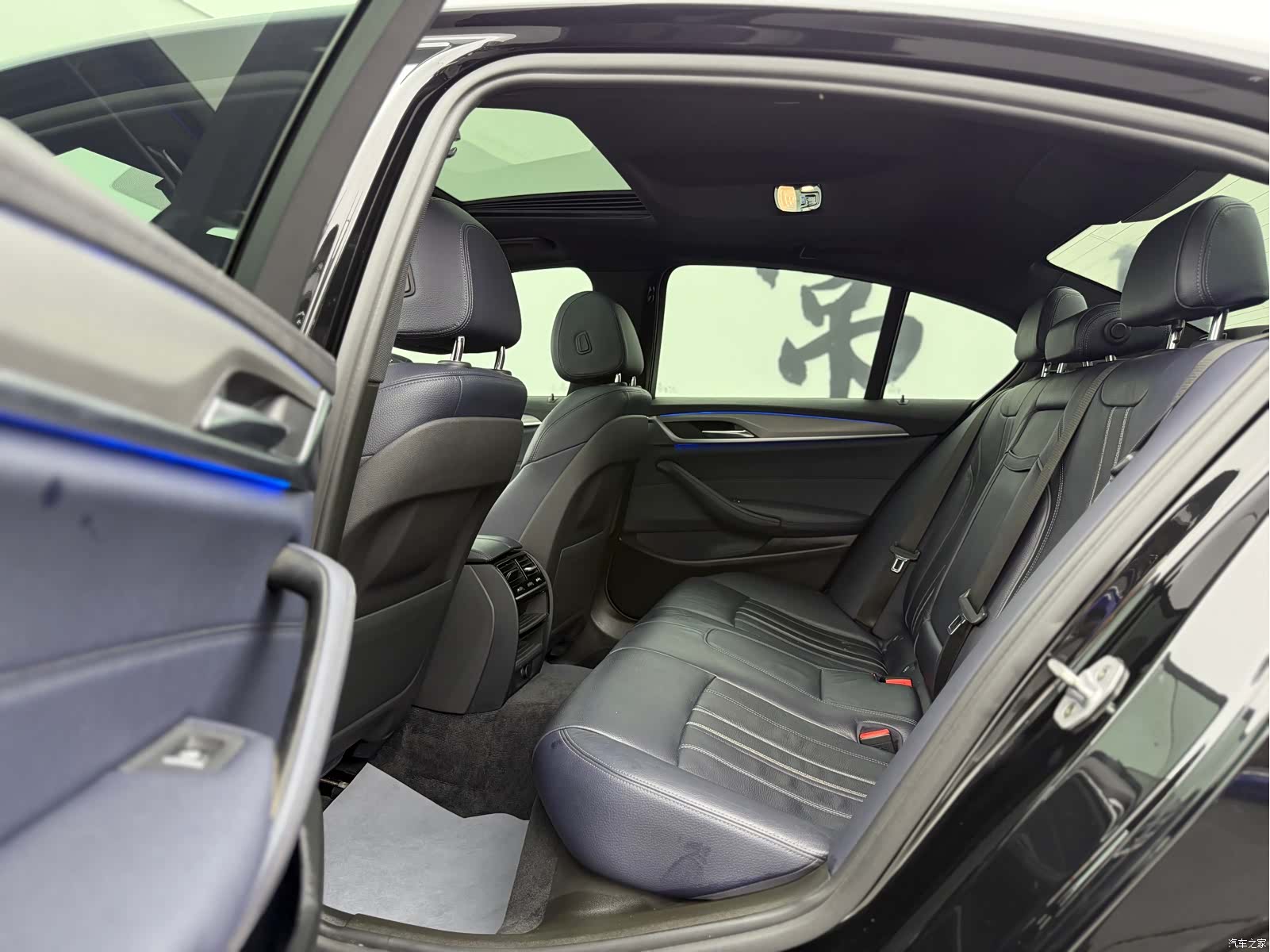 BMW 5 Series, 2018 6