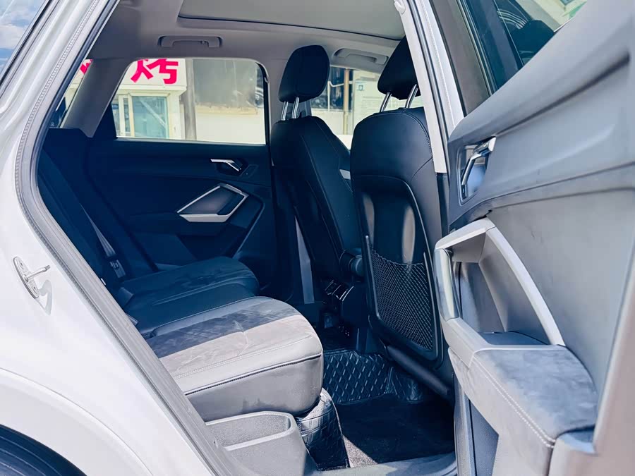 Audi Q3 2022, фото 19