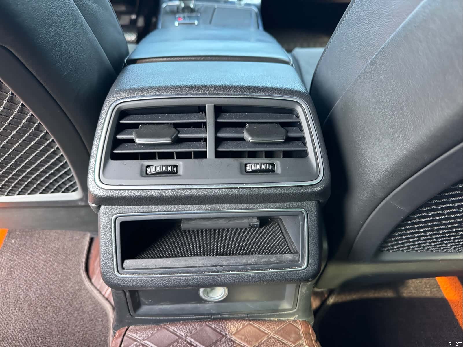 Audi A6L, 2020 15