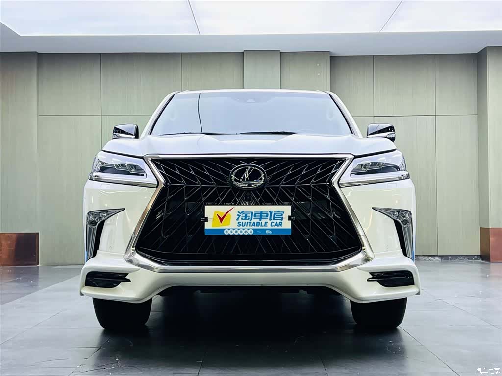 Lexus LX, 2019 2