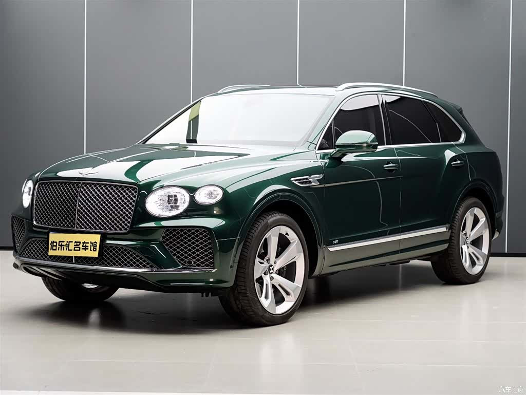 Bentley Bentayga, 2022 4