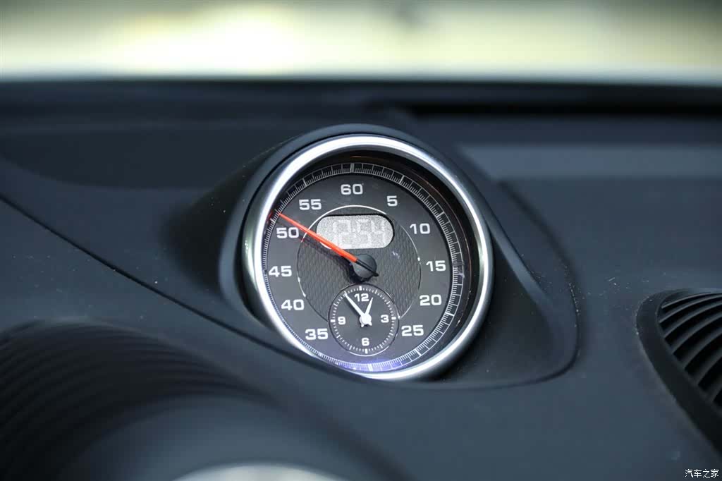 Porsche Boxster, 2024 11