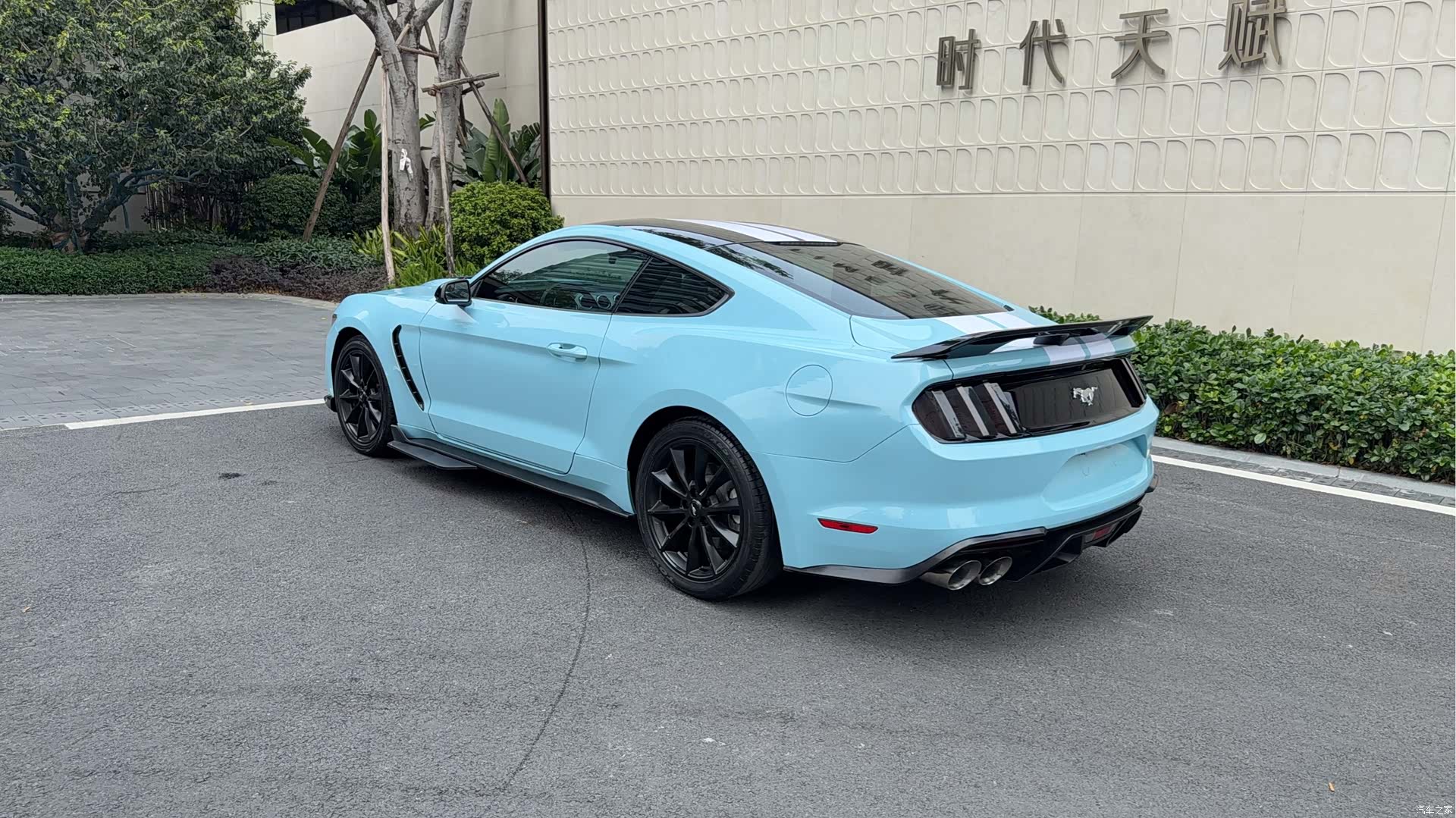 Ford Mustang, 2016 4