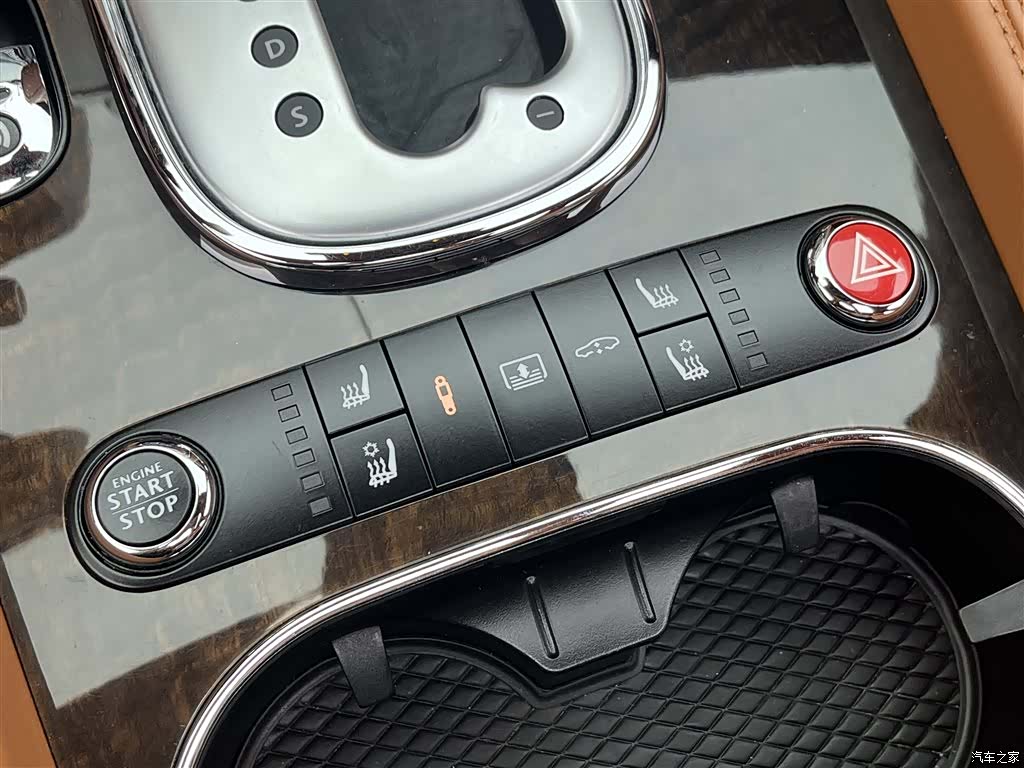 Bentley Flying Spur, 2016 18