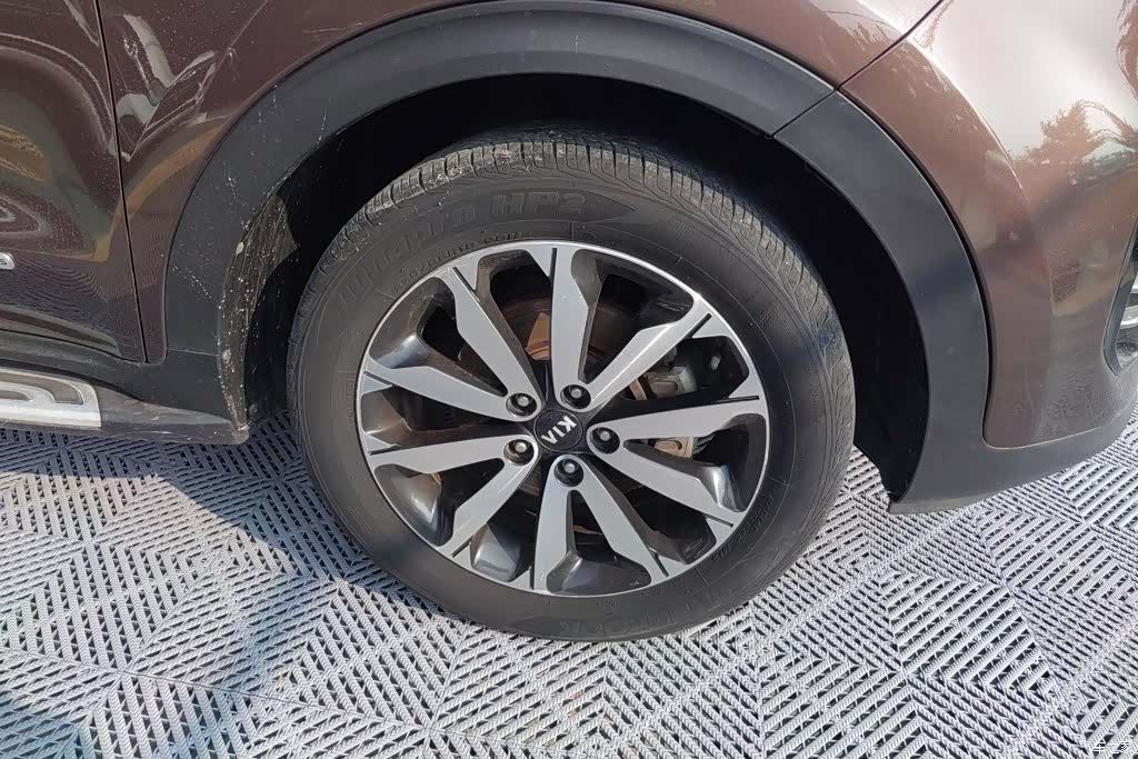 Kia KX5, 2016 6