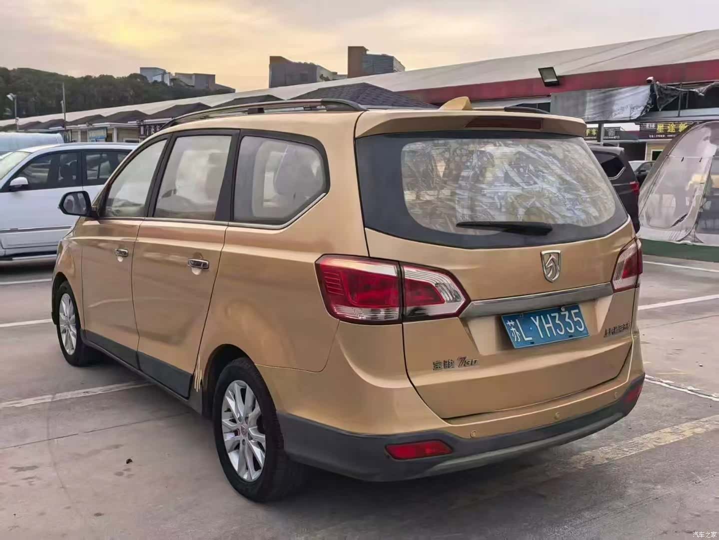 Wuling 730, 2015 9
