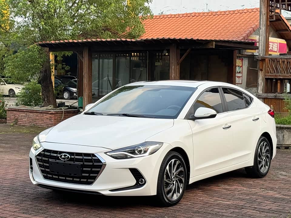 Hyundai Lead