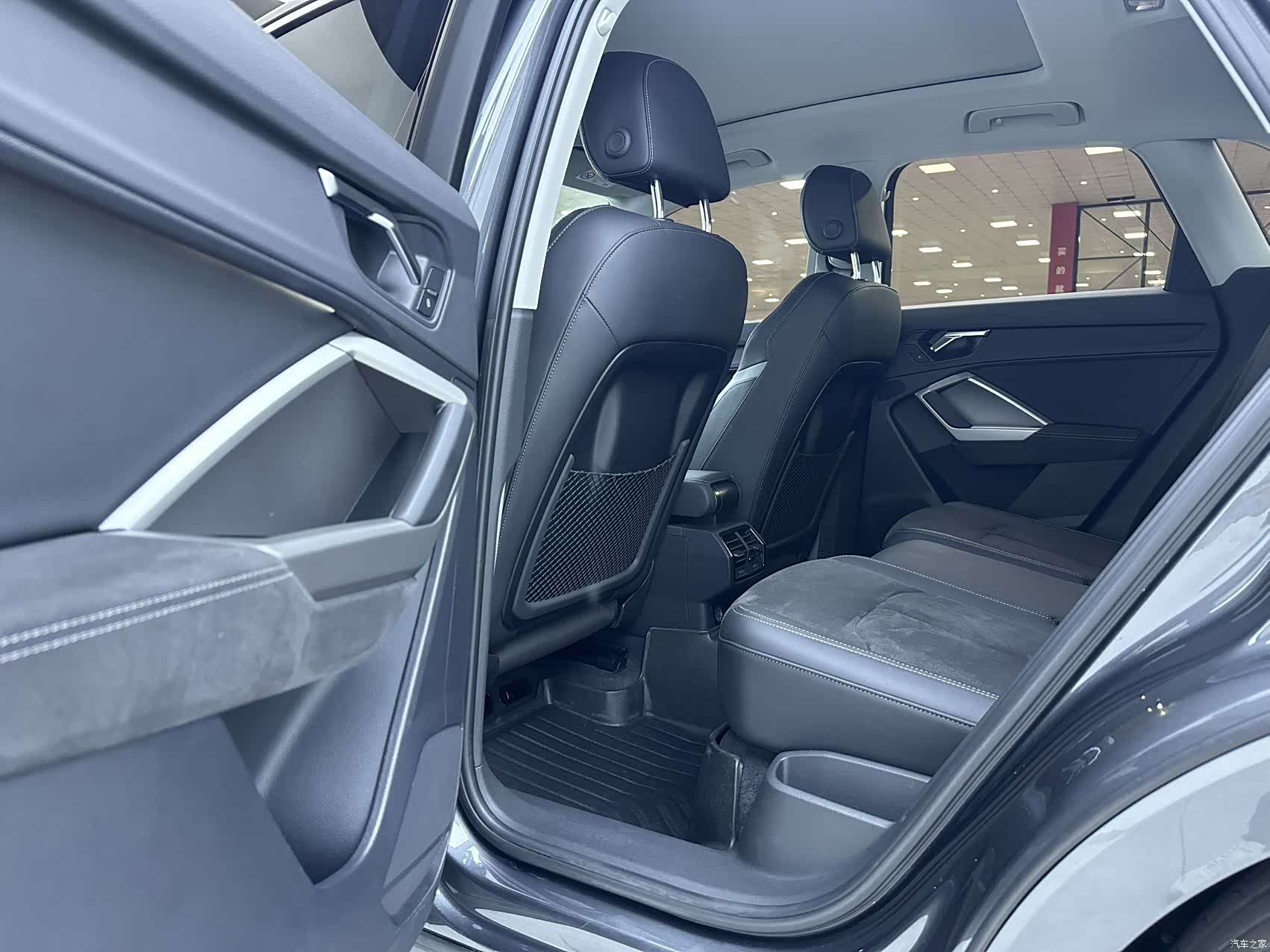 Audi Q3, 2023 9