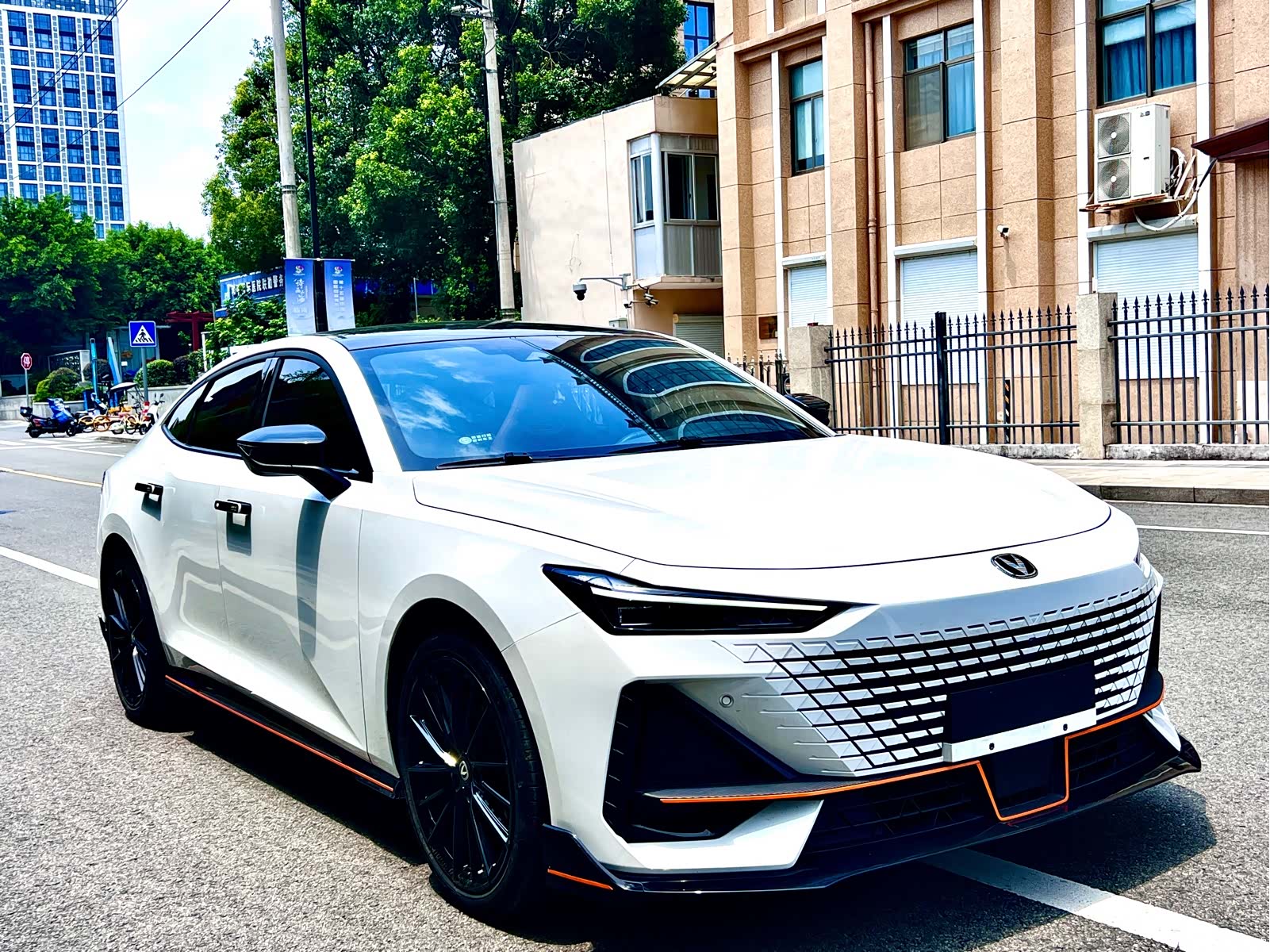 Changan UNI-V, 2024 2
