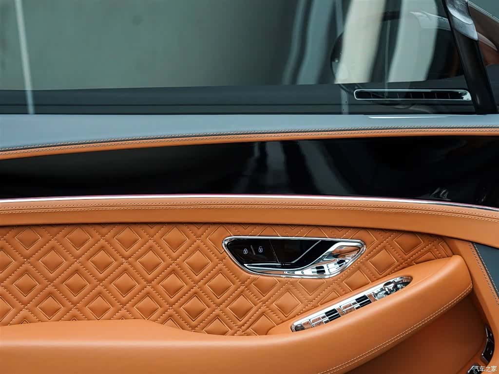 Bentley Continental GT, 2024 11