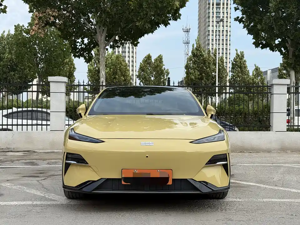 Geely Galaxy Galaxy E8