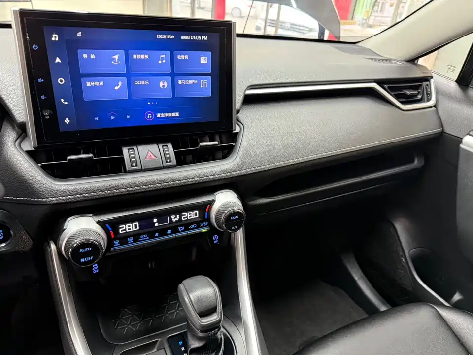 Toyota RAV4 Rongfang