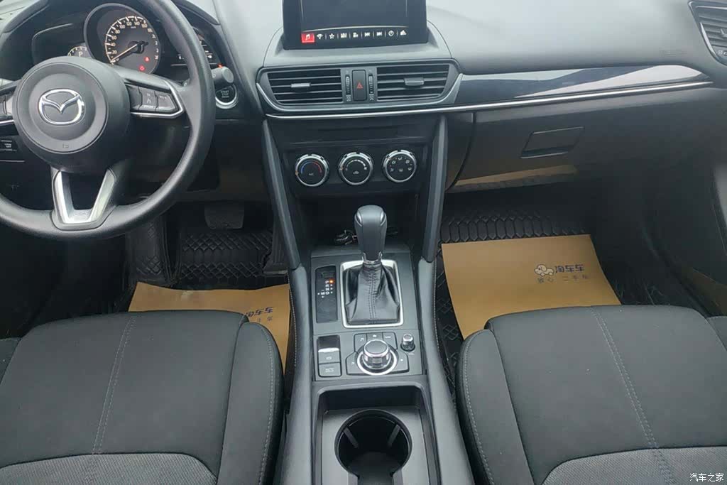 Mazda CX-4, 2022 16