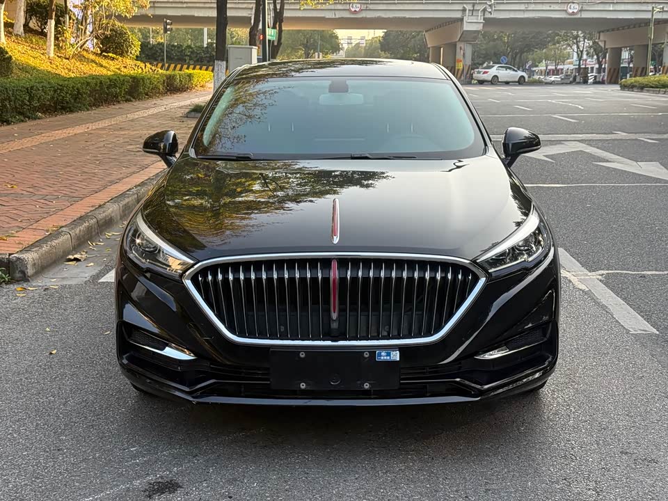 Hongqi H5