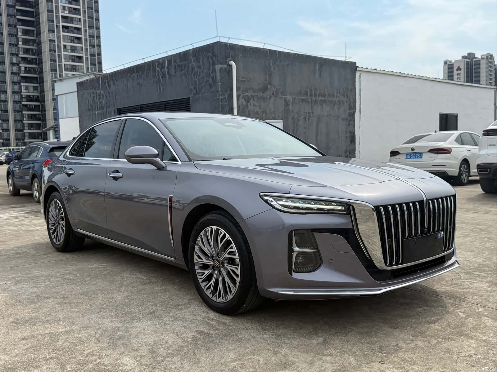 Hongqi H5, 2022 3