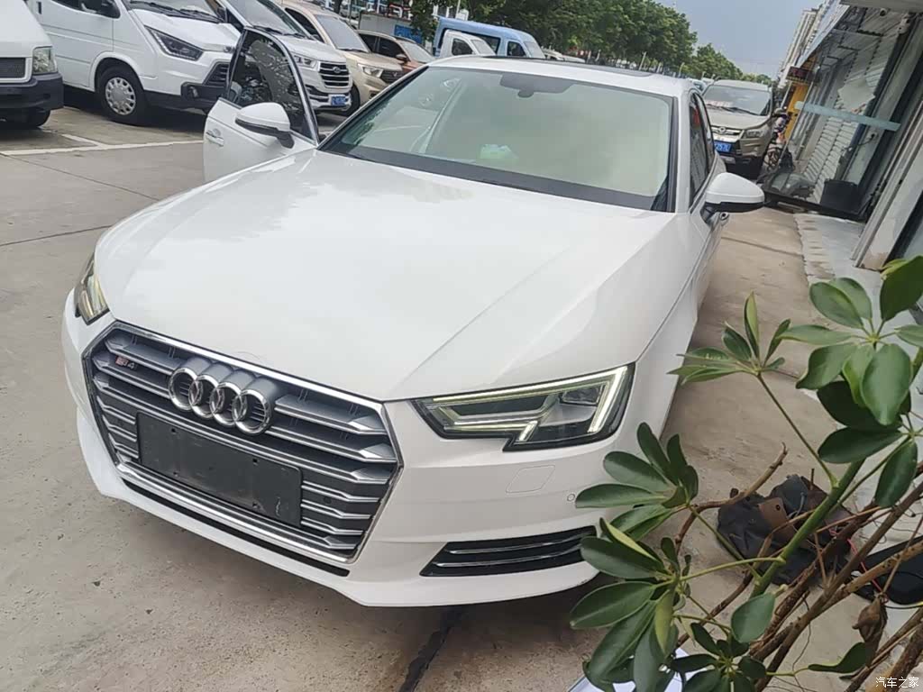 Audi A4L, 2017 2