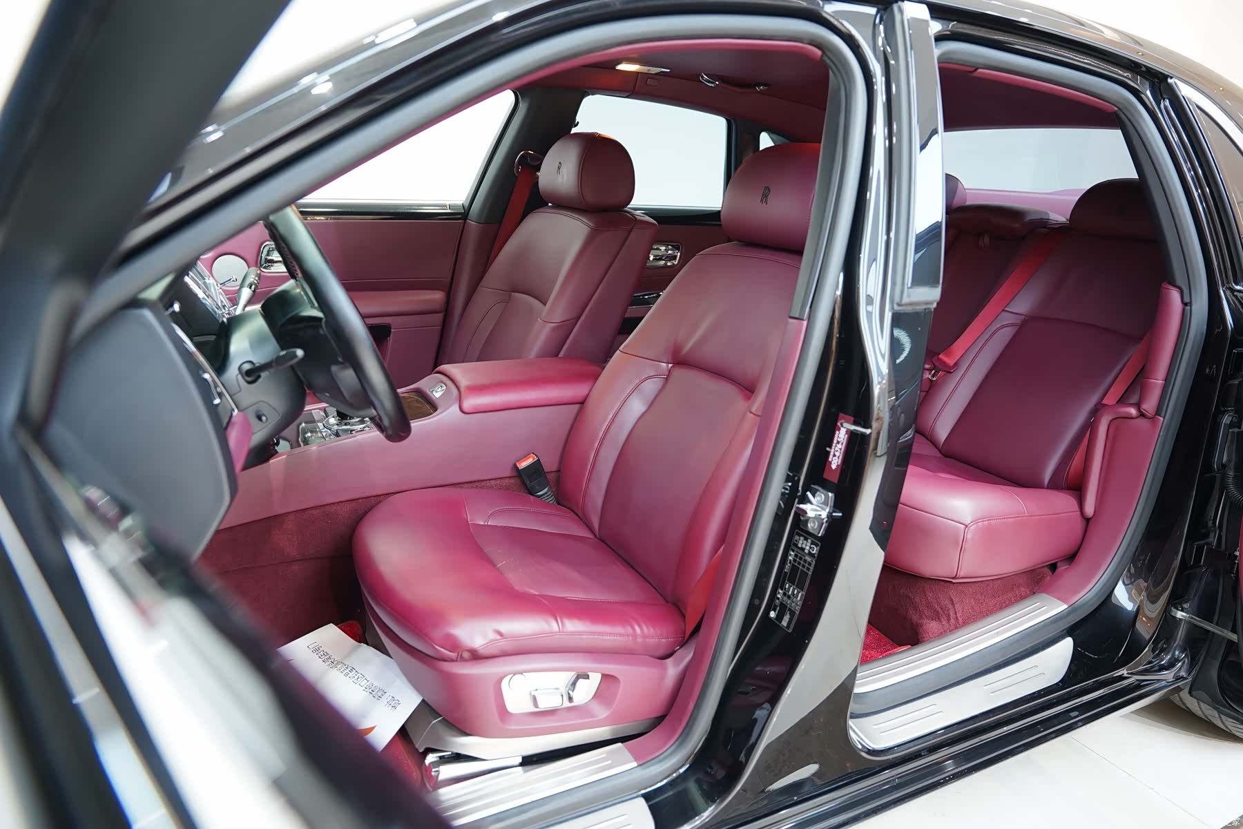 Rolls-Royce Ghost, 2011 19