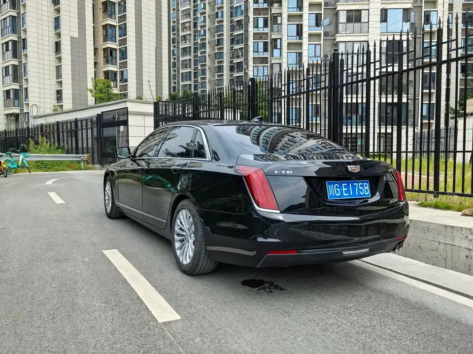Cadillac CT6