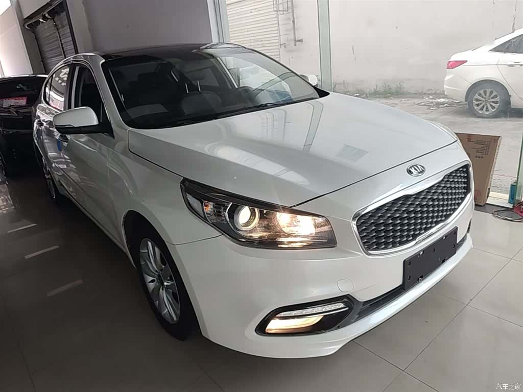 Kia K4, 2015 4