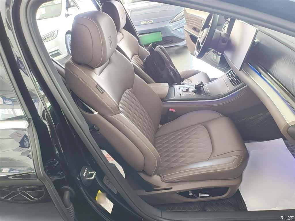 BYD Han, 2023 25