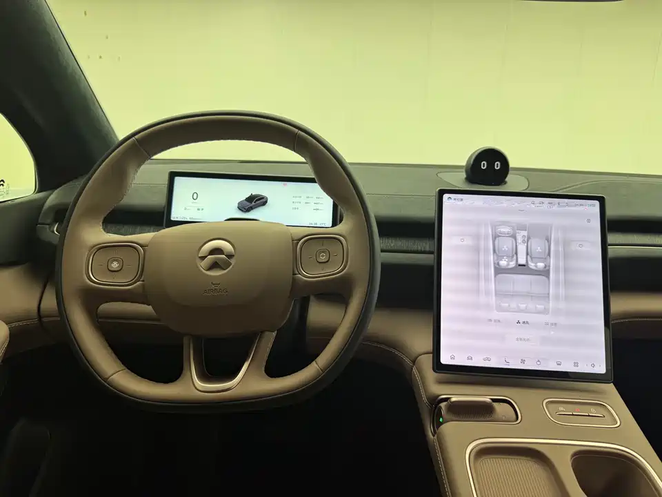 NIO EC6