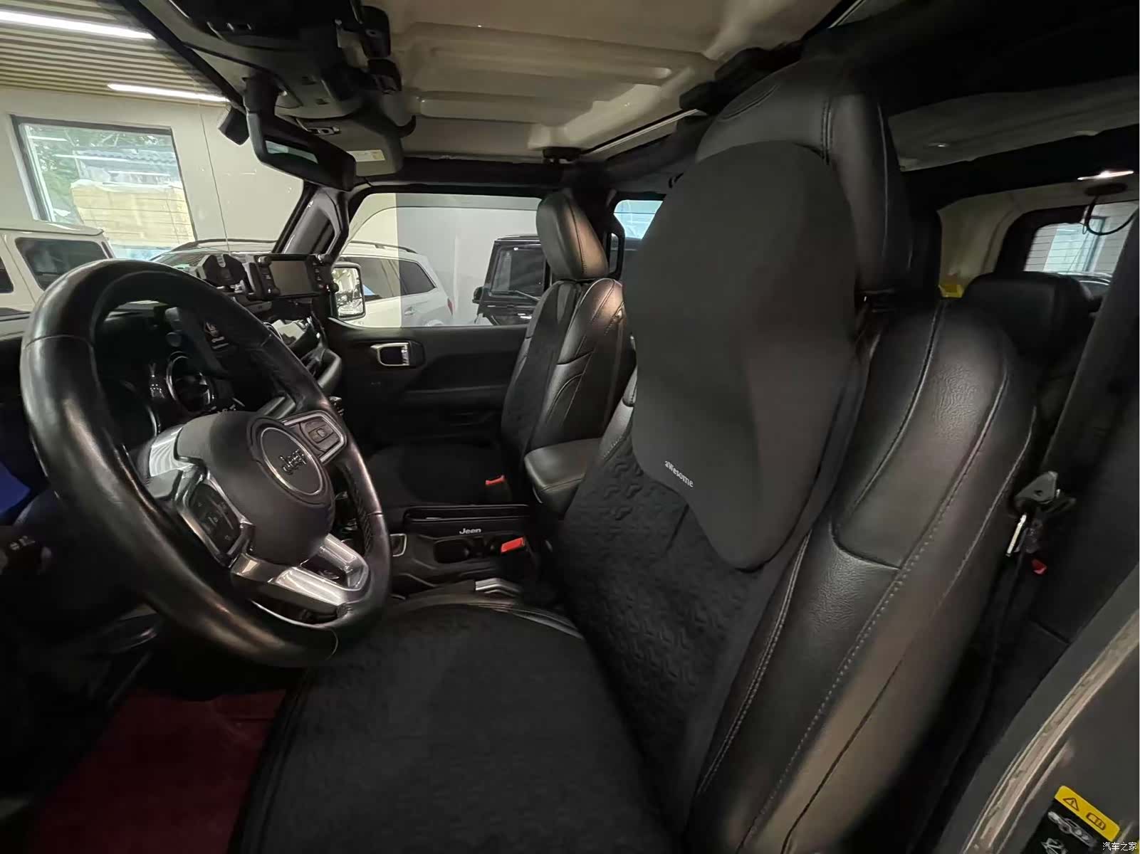 Jeep Wrangler, 2021 9