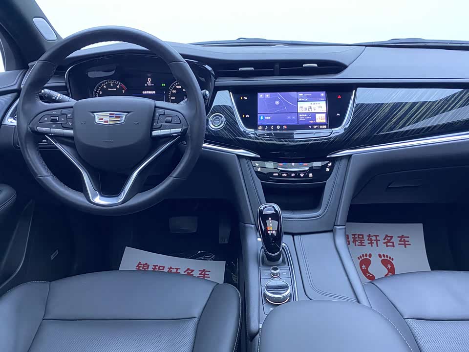 Cadillac XT6