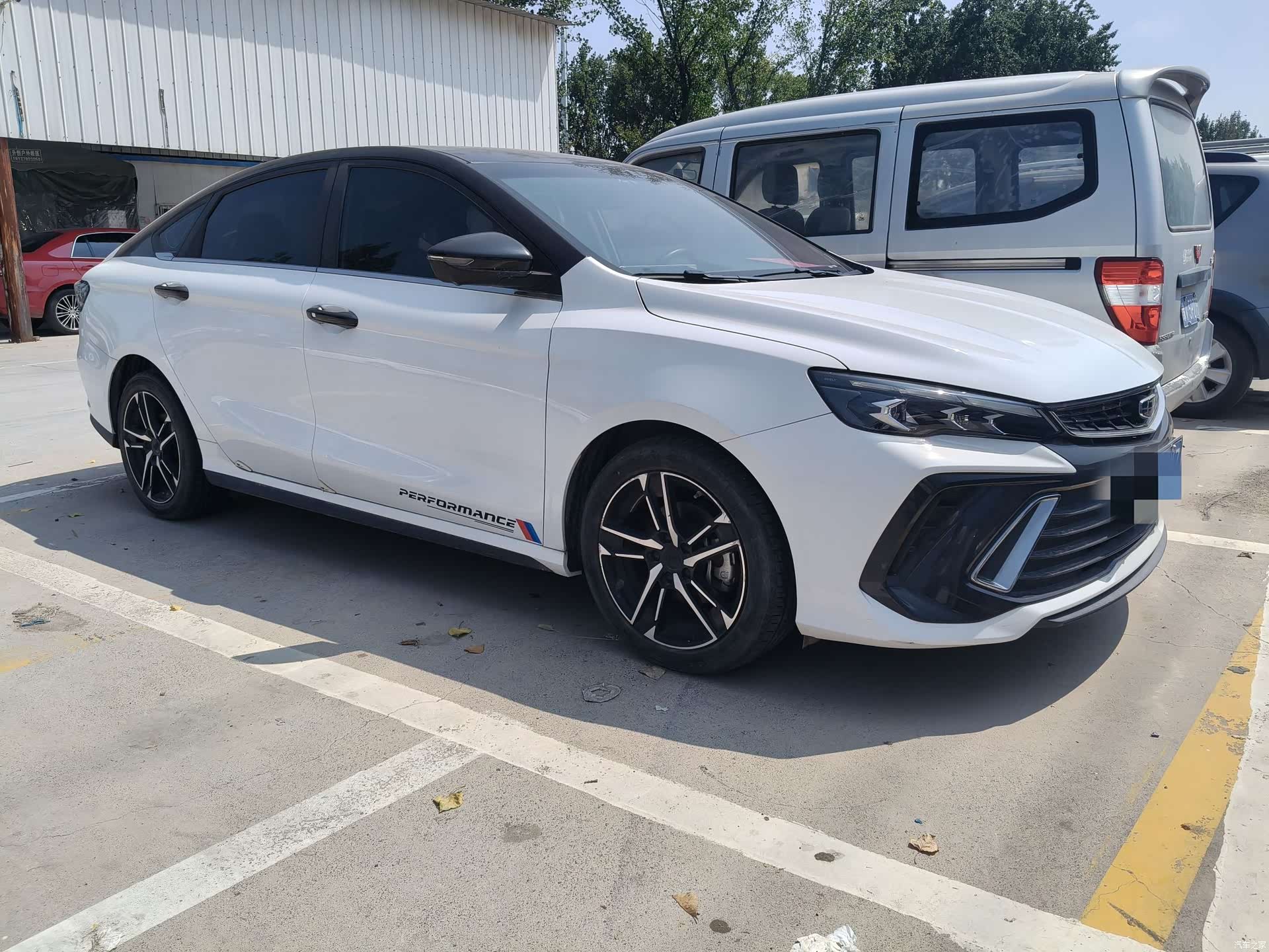 Geely Binray, 2023 3