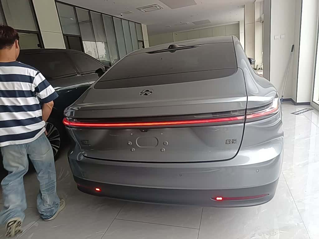 NIO ET7, 2024 6