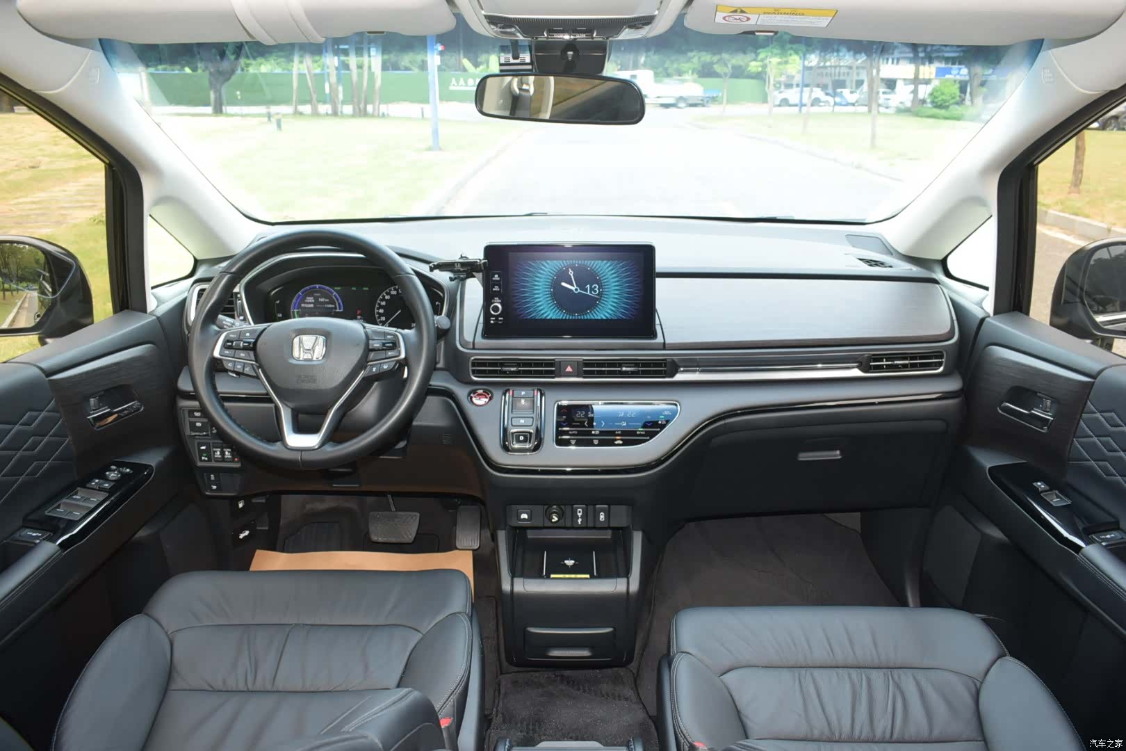 Honda Elysion, 2023 16