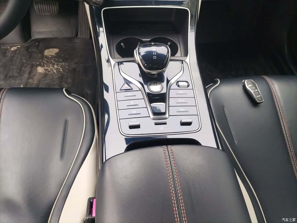 BYD Qin, 2022 10