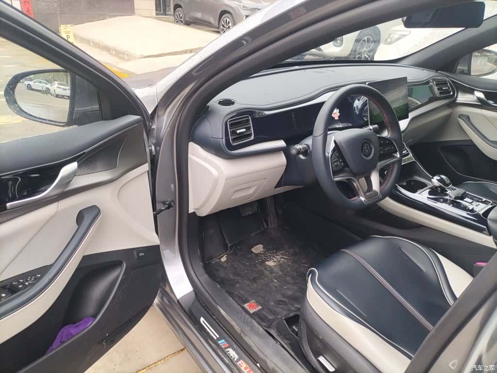 BYD Qin, 2022 12