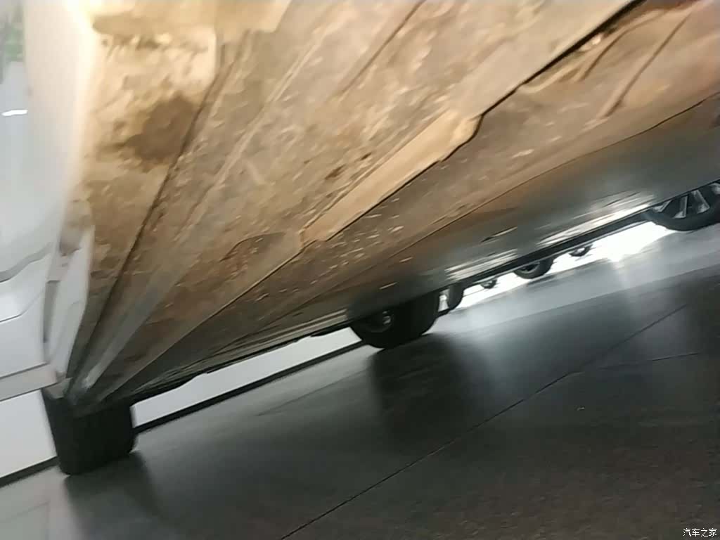 Audi Q4 e-tron, 2025 21